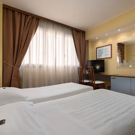 Отель Western Air Linate 4*
