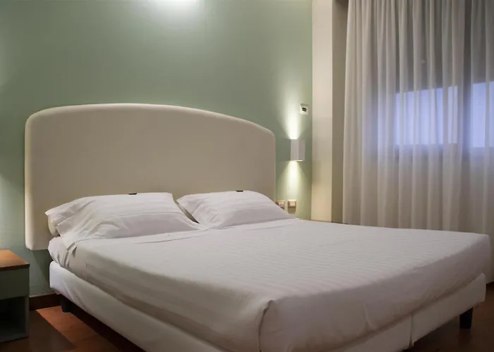 Hotel Western Air Linate 4*