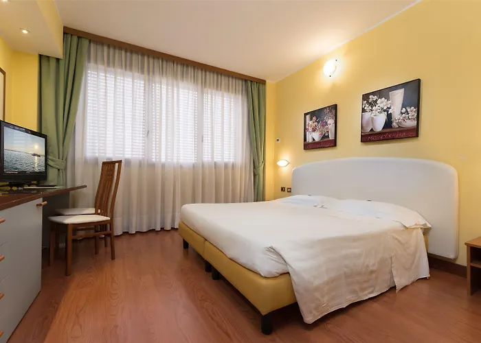 Hotel Western Air Linate 4*
